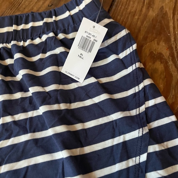 NWT shorts - Picture 5 of 5